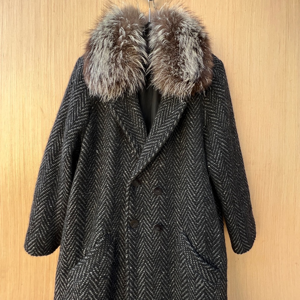 Long 100% wool coat made in Ireland